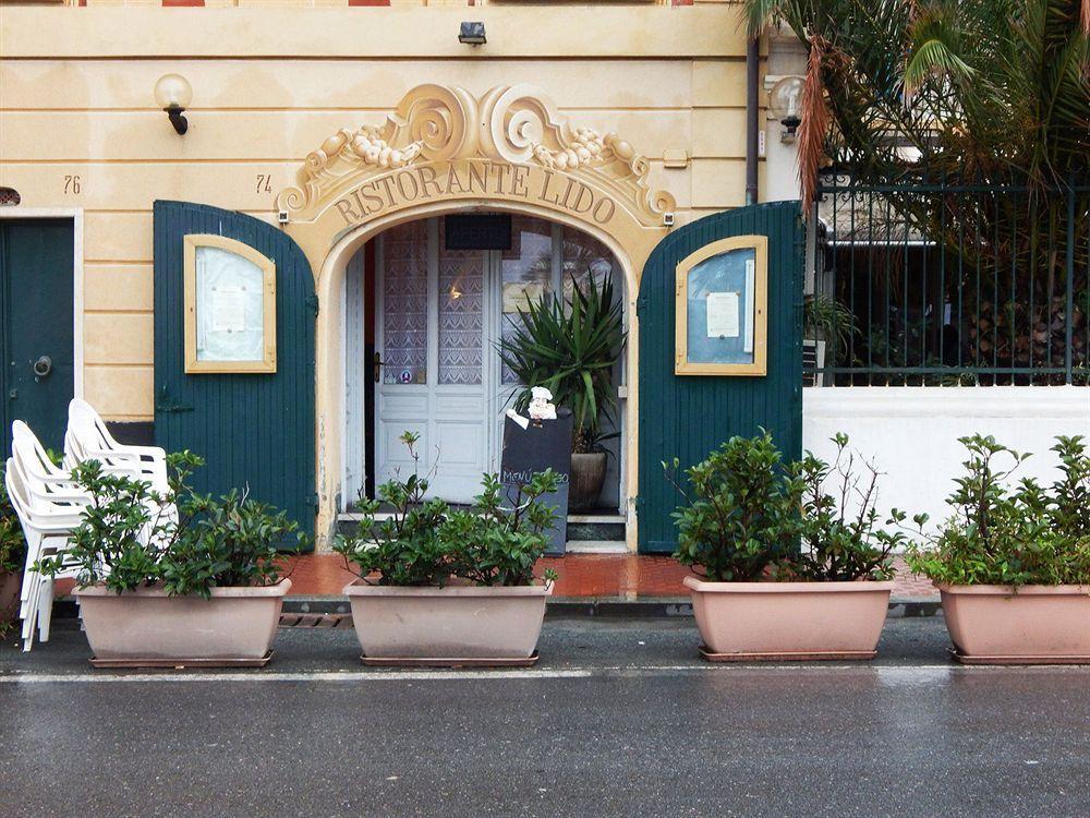 Hotel Lido Варацце Экстерьер фото